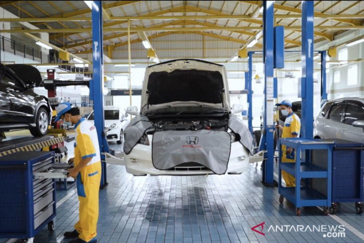 Enam keuntungan servis mobil ke bengkel resmi