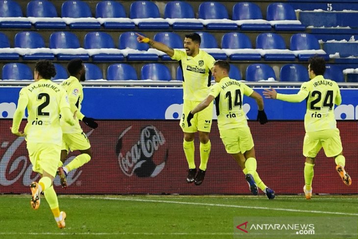 Atletico Madrid kembali mendepak Real Madrid dari puncak klasemen