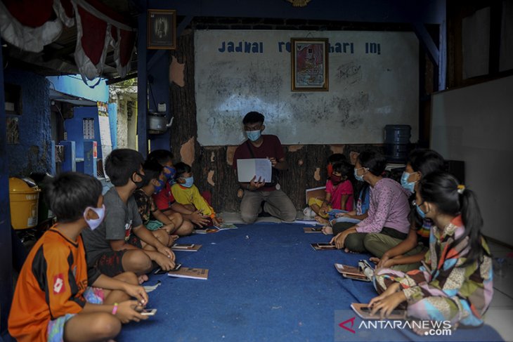 Sekolah tatap muka di Bandung ditunda 