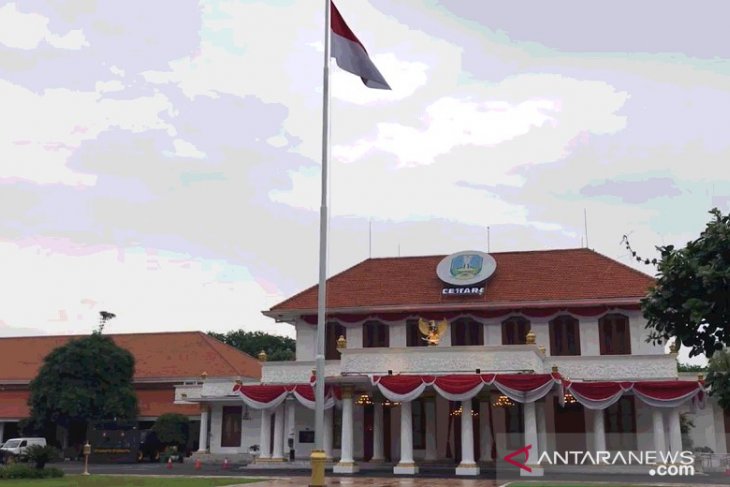 Delapan kepala OPD Jatim terpapar COVID-19