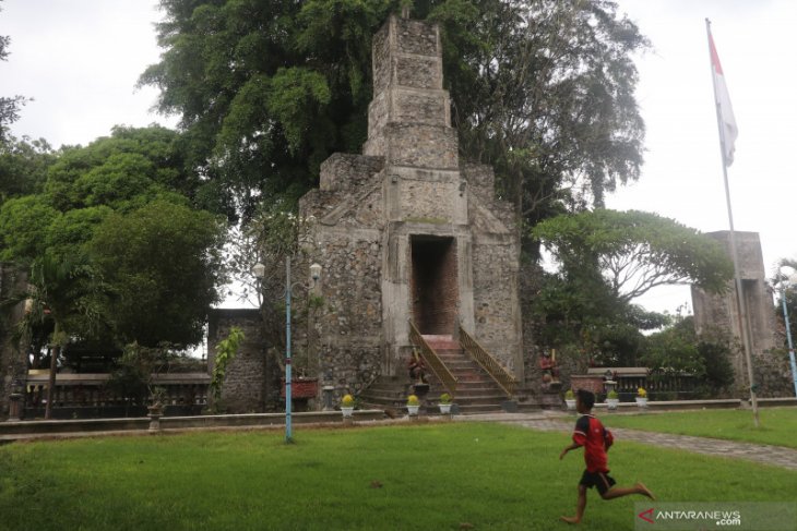 Sendang Tirto Kamandanu Kediri Dibuka