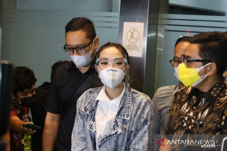 Polisi cecar Gisel dengan 49 pertanyaan terkait video asusila
