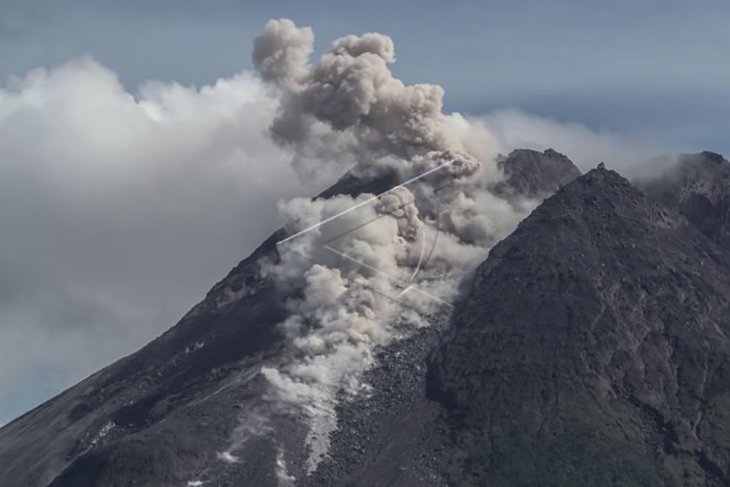 Awan panas gunung Merapi
