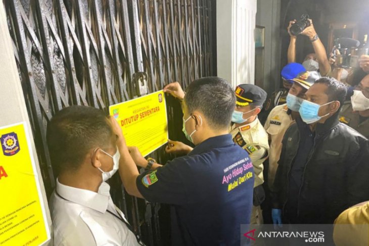 Langgar prokes, Pemkab Bekasi segel tempat hiburan