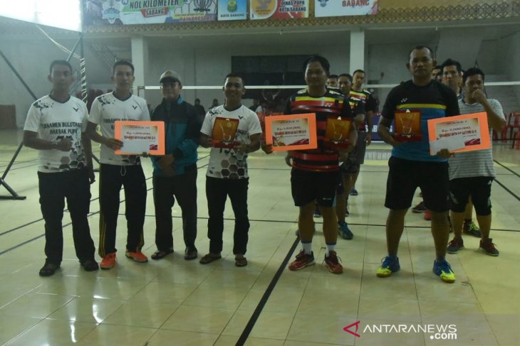 Polres Sabang juara turnamen bulu tangkis hari bakti PUPR