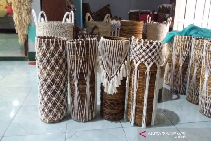 Presiden minta eksportir gandeng UMKM agar skala usaha naik kelas