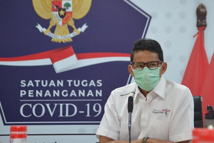 Menparekraf ajak insan pariwisata-ekraf ikuti vaksinasi COVID-19