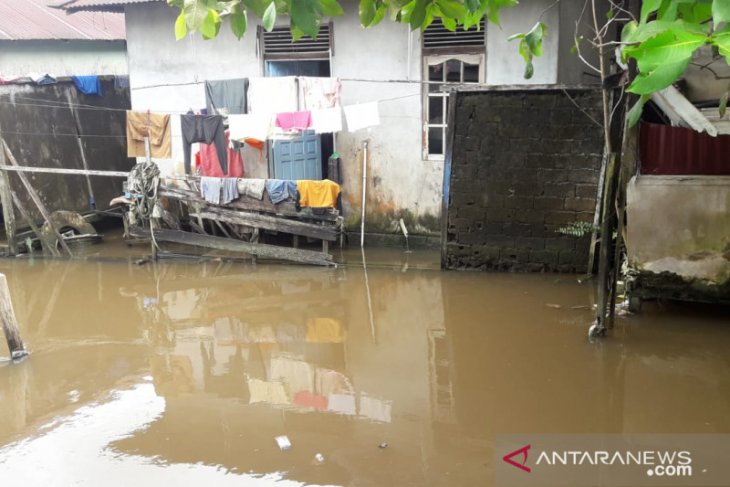 Pontianak waspada, besok pasang air laut tertinggi
