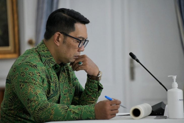 Gubernur Jabar: Syeikh Ali Jaber inspirasi lahir program hafidz