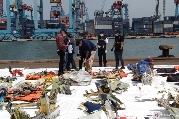 KNKT sebut memori CVR Sriwijaya Air bisa dibaca meski lepas dari pembungkus