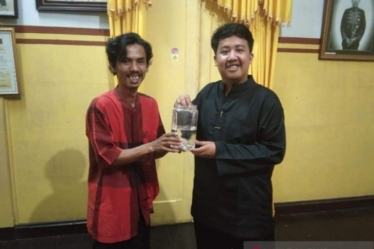 Ikan cupang koleksi Pangeran Kesultanan Sambas dilelang Rp1 juta untuk donasi bencana