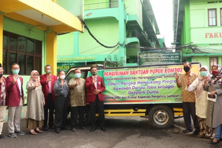 UISU bantu petani di kawasan Danau Toba 1 ton pupuk