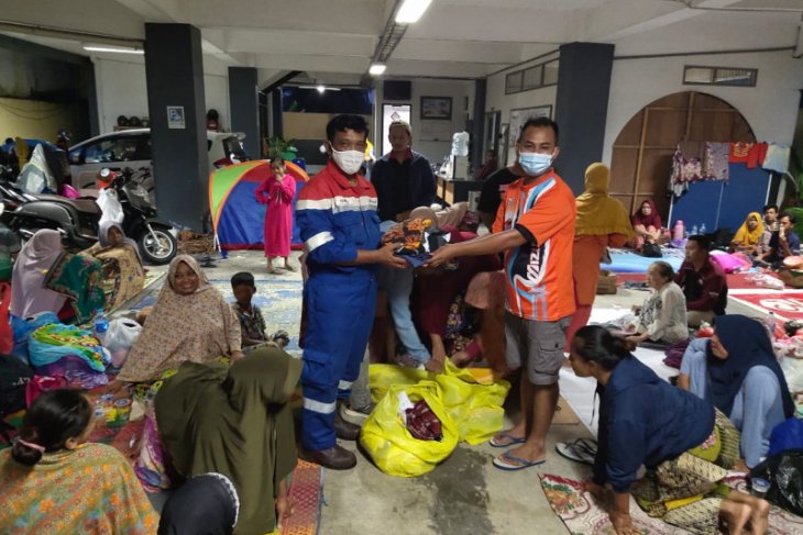 Pertamina Tanjung bantu air bersih bagi korban banjir HST