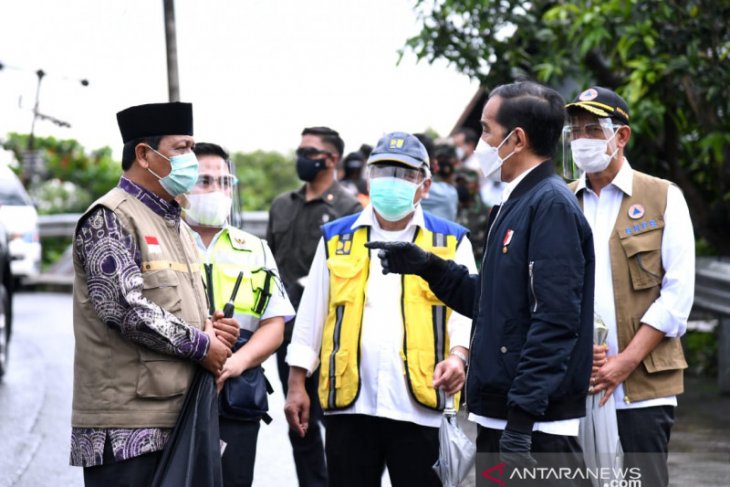 Presiden tekankan tiga hal saat tinjau banjir di Kalsel
