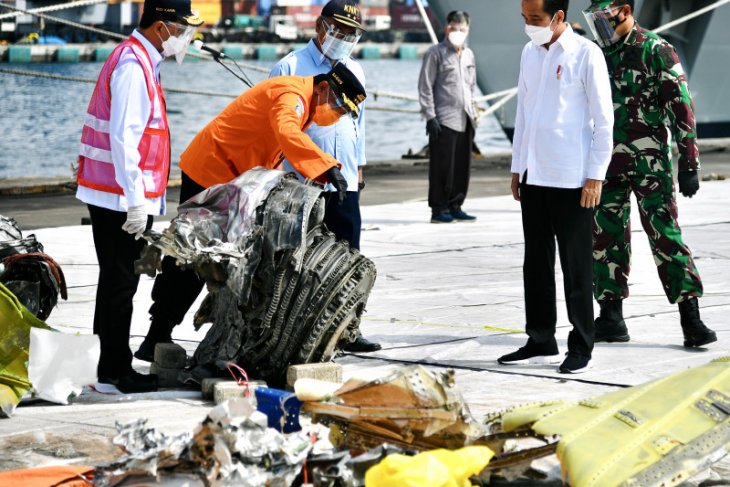 Tim DVI identifikasi tiga korban Sriwijaya, total sudah 43 jenazah