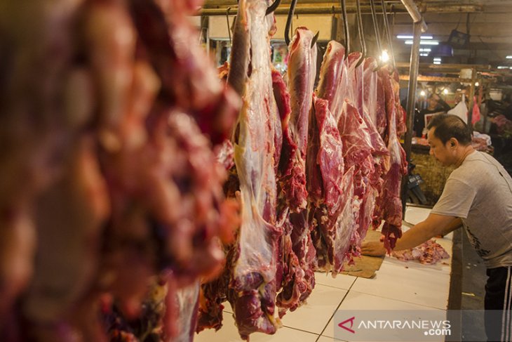 Harga daging sapi mulai naik di Bandung 