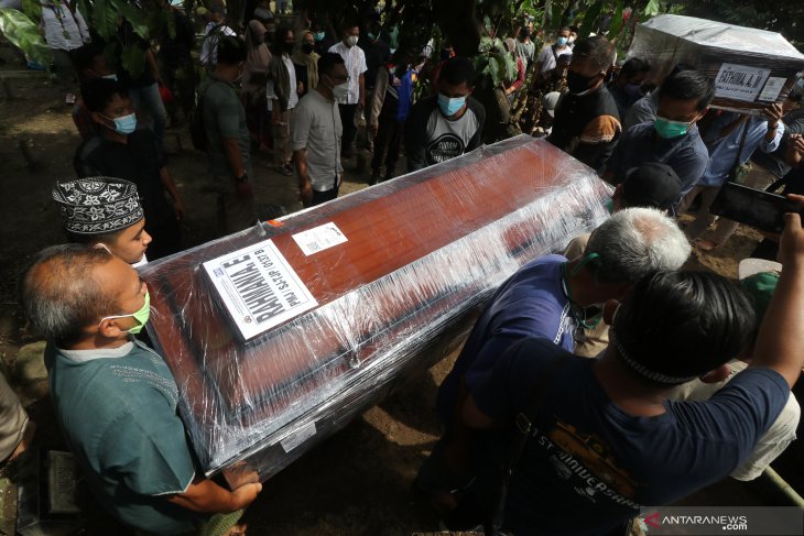 Pemakaman Korban Sriwijaya Air di Kediri