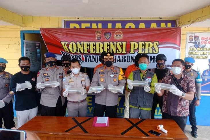 Polres Tanjab Timur menggagalkan penyelundupan 94 ribu benih lobster