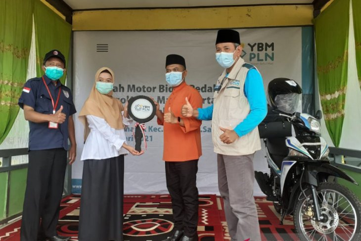 YBM PLN Kalbar bedah rumah warga Sambas penyandang tunanetra