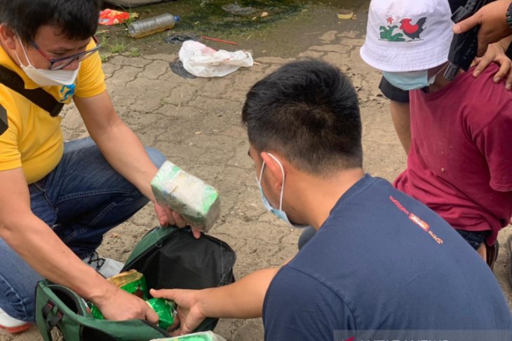 Polres Metro tangkap bandar sabu di Palembang