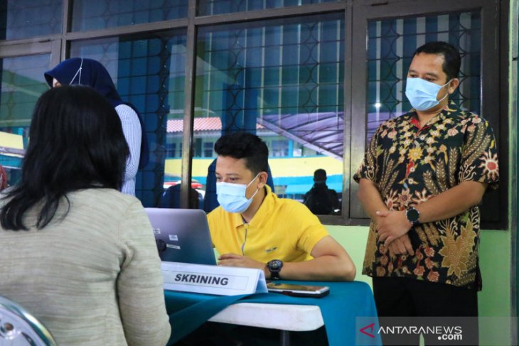 198 Nakes di Dinkes Kota Tangerang sudah divaksin COVID-19