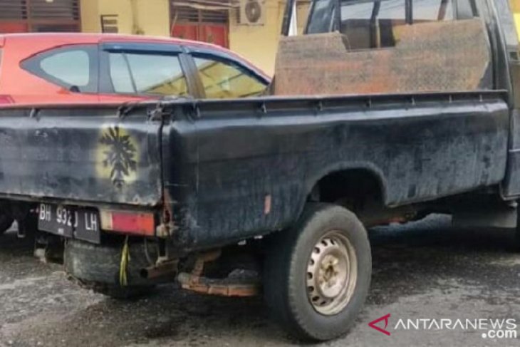 Oknum polisi ditangkap karena kepergok curi mobil