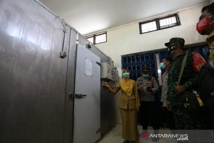 Satgas COVID-19 Jember cek kesiapan tempat penyimpanan vaksin