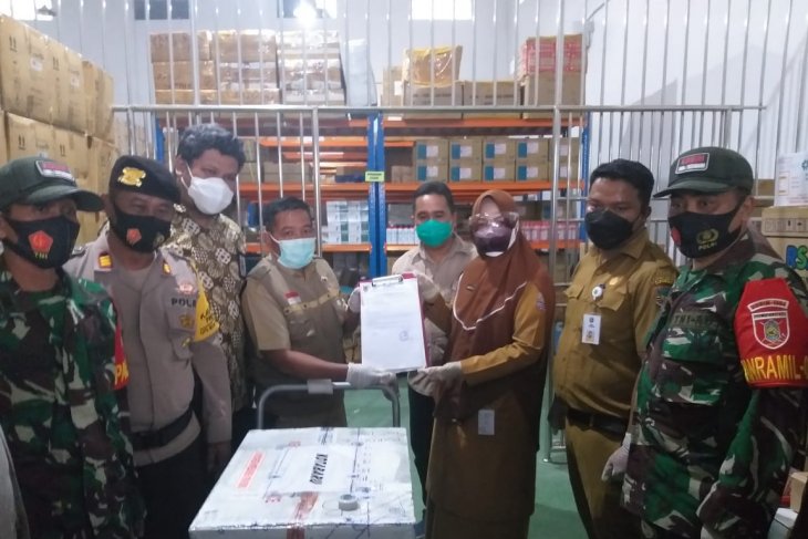 Kotabaru receives 3,080 doses vaccine, vaccination in February