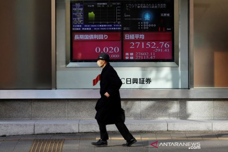 Saham Tokyo lebih rendah, Nikkei 225 jatuh 353,65 poin
