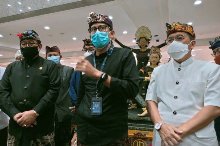 Sandiaga Uno kaji FCC untuk datangkan wisman ke Bali (video)
