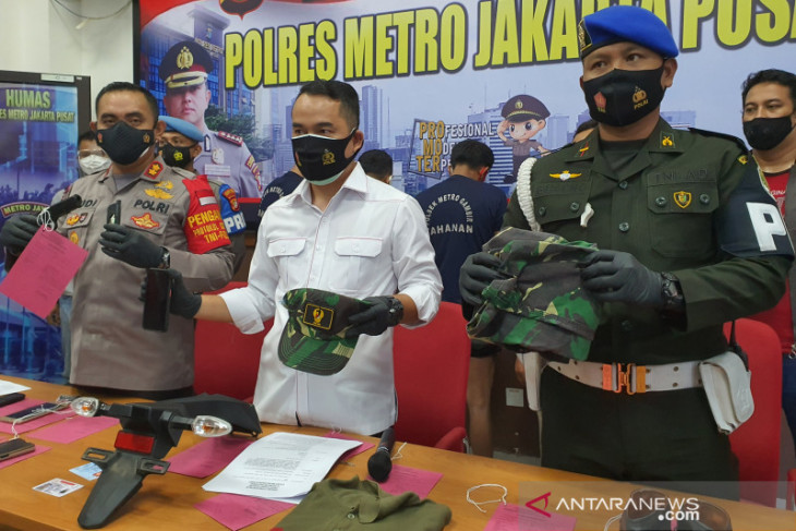 Polisi temukan senapan angin dari paspamres gadungan