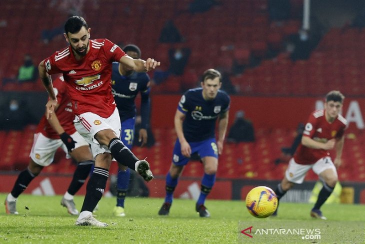 Manchester United membantai Southampton dengan telak 9-0
