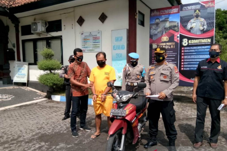 Polsek Kawasan Laut Gilimanuk tangkap pencuri motor