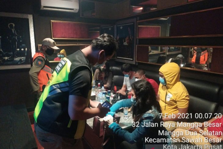 Jakarta Pusat segel karaoke Master Piece Mangga Besar, ini pelanggarannya