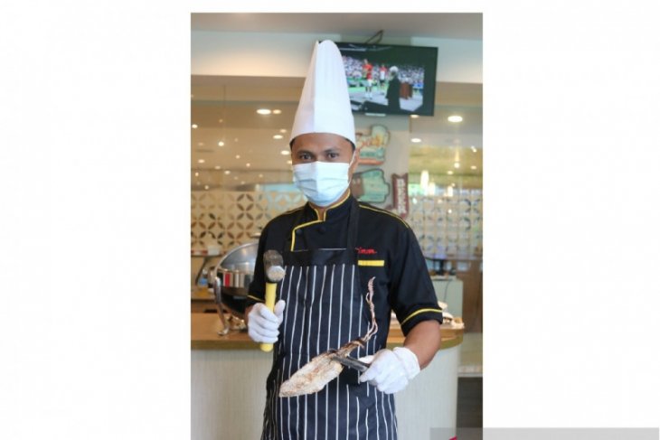 Sotong Pangkong kuliner khas Pontianak hadir di hotel bintang empat