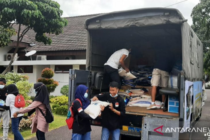 Pemkab Bangka salurkan satu ton beras korban gempa Sulbar