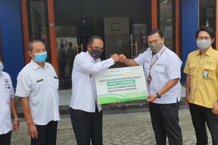 Petrokimia Gresik bantu seribu paket sembako korban banjir Lamongan