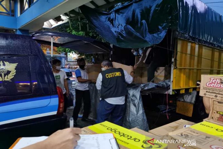 Bea Cukai Kota Surakarta sita 2.160.000 batang rokok ilegal