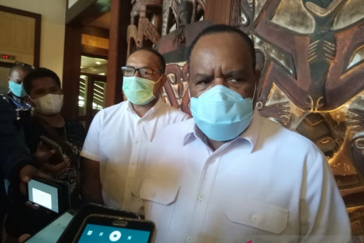 Jalan Trans di perbatasan Papua Barat segera diaspal
