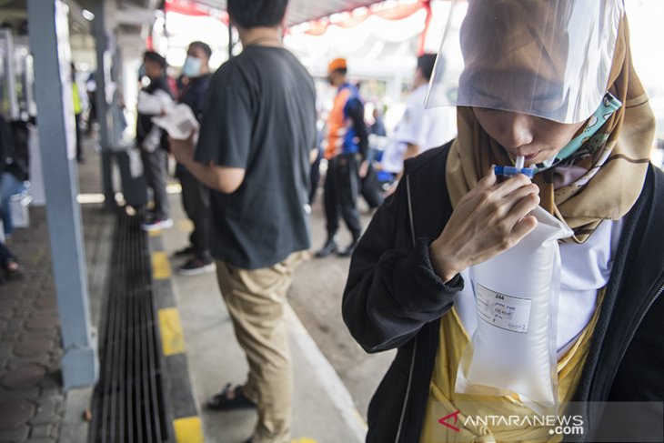 Tes GeNose C19 di stasiun Bandung