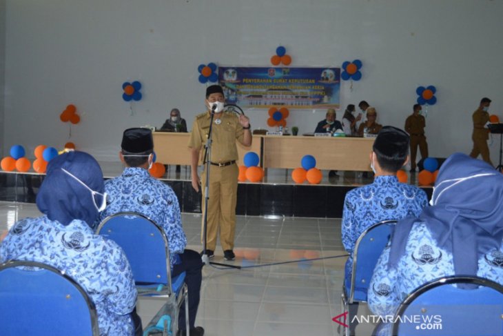 Bupati Hamim serahkan Surat Keputusan PPPK Bone Bolango