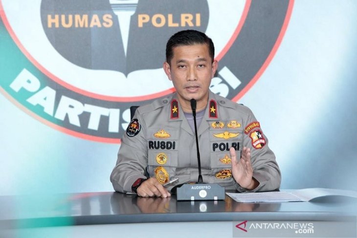 Lihat oknum polisi masuk hiburan malam, segera laporkan ke Polri