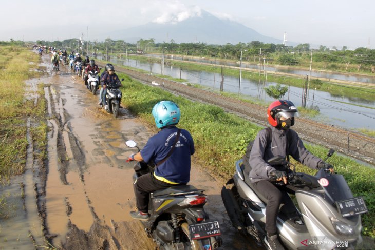 Banjir di Jalan Raya Porong