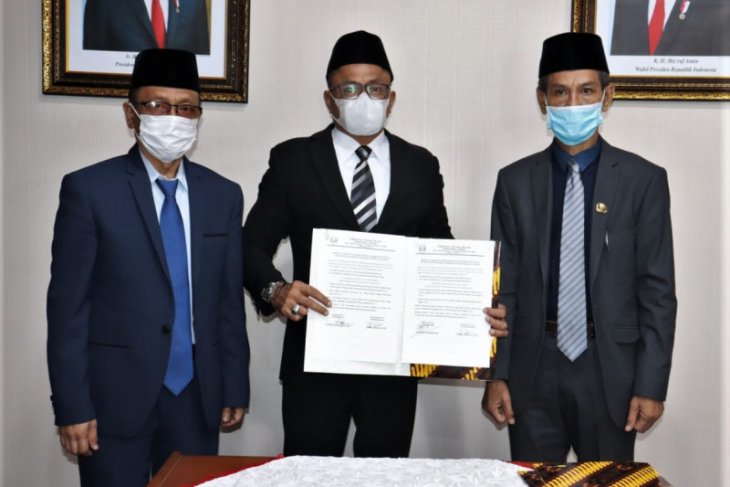 Gubernur Maluku tetapkan Plh Bupati Kepulauan Aru dan SBT