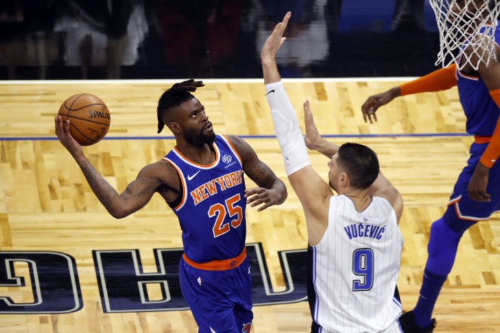 Derrick memacu kemenangan Knicks atas Clippers