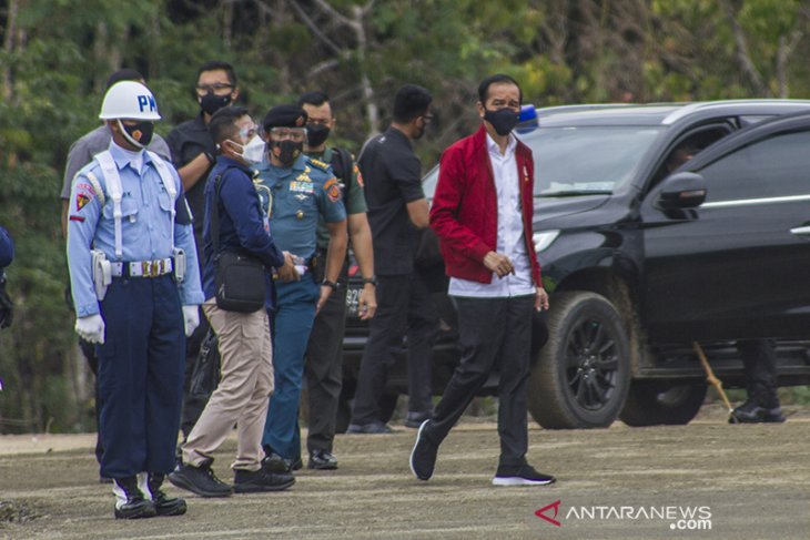 Presiden Resmikan Bendungan Tapin