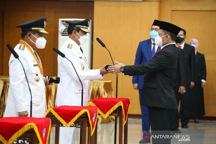 Robert Simbolon dilantik sebagai Penjabat Gubernur Bengkulu