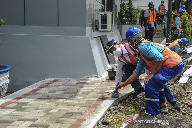 Kunjungan kerja Menteri Perhubungan di Bandung 