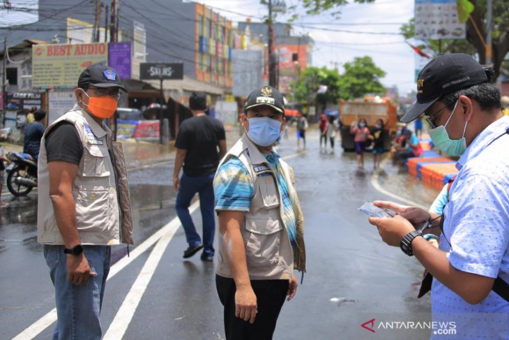 Hingga Minggu, Banjir Kota Tangerang tersisa di lima kecamatan