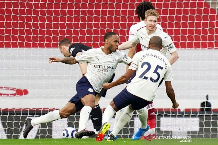 Manchester City ukir kemenangan beruntun ke-18 di liga usai tundukkan Arsenal